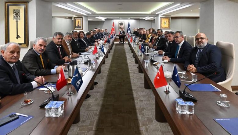 ŞENTÜRK: VATANDAŞ HAYATTA KALMA MÜCADELESİ VERİYOR!