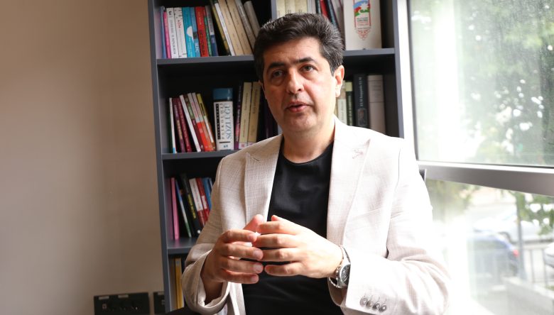 EVLİLİK DÖNÜŞÜYOR, SOLO YAŞAM YÜKSELİYOR!