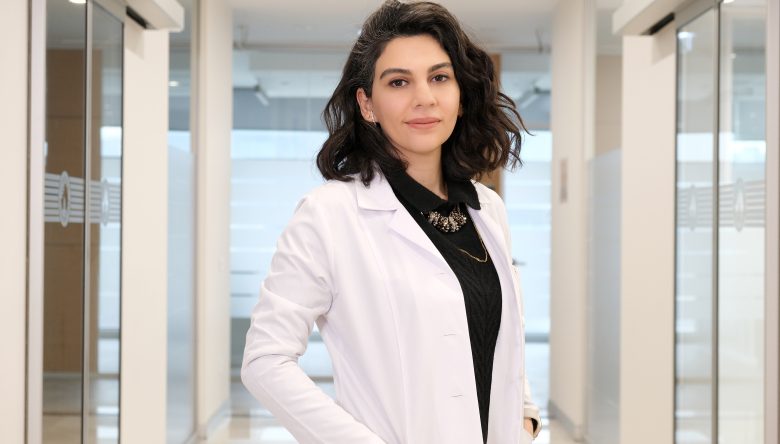 DİŞ ETLERİNDEKİ YANMA VE AĞRI FARKLI SORUNLARIN HABERCİSİ OLABİLİR!