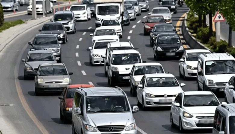 TAŞIT SAYISI YÜKSELDİ, KM DE ARTIŞ GÖSTERDİ