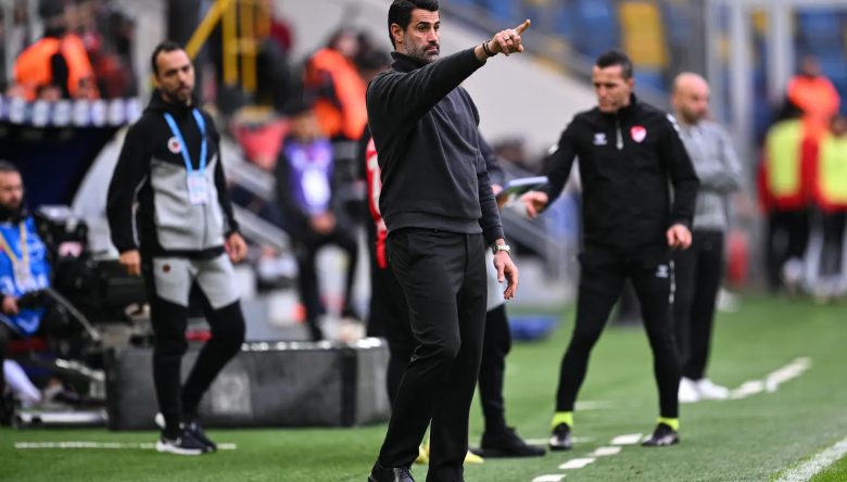 SÜPER LİG’DE 13 TEKNİK ADAM DEĞİŞTİ