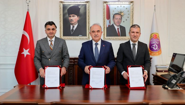 OKUL SPOR SALONLARI SPORCULARIN HİZMETİNE AÇILIYOR