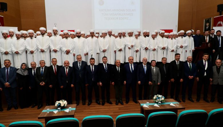 DİN GÖREVLİLERİ MEZUNİYET PROGRAMI GERÇEKLEŞTİRİLDİ