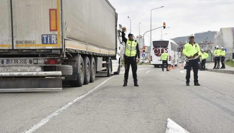 ORDU’DA ASAYİŞ DENETİMLERİ: 15 KİŞİ TUTUKLANDI