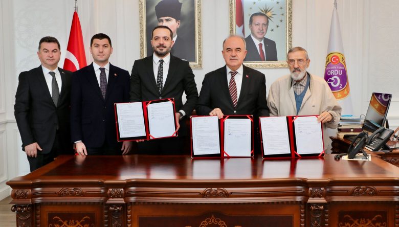 HAYIRSEVERDEN SAĞLIK HİZMETLERİNE DESTEK    