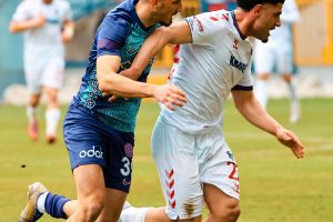 KARABÜK TEK ATIŞTA VURDU