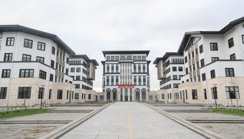 AYBASTI-REŞADİYE YOLU ULAŞIMA KAPANDI