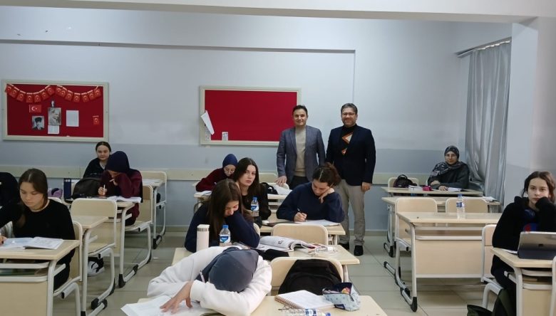  ERKUVUM’DAN ÖĞRENCİLERE MORAL ZİYARETİ