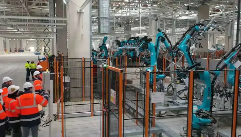 YILLIK SANAYİ VE HİZMET İSTATİSTİKLERİ AÇIKLANDI