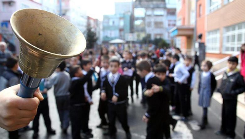 İKİNCİ DÖNEM DERS ZİLİ ÇALDI