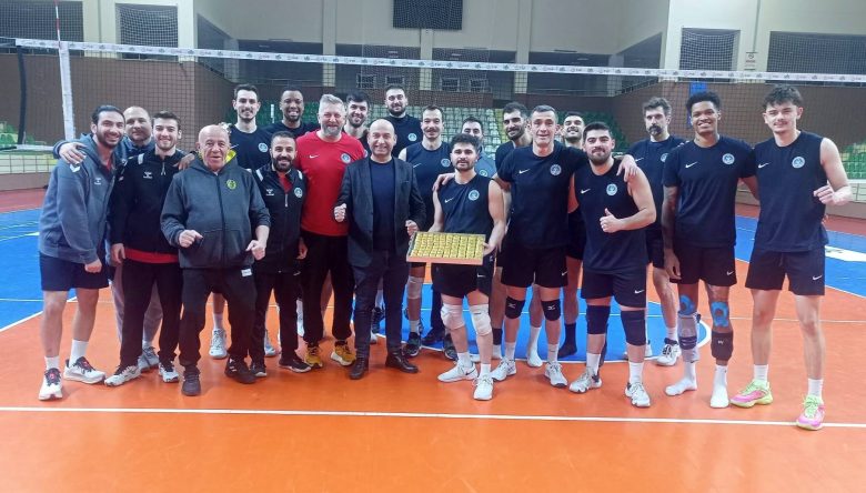 AKKUŞ, ALANYA’DA KAYBETTİ