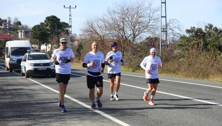 ORDULULAR GÜNÜ’NDE 52 KM KOŞTULAR
