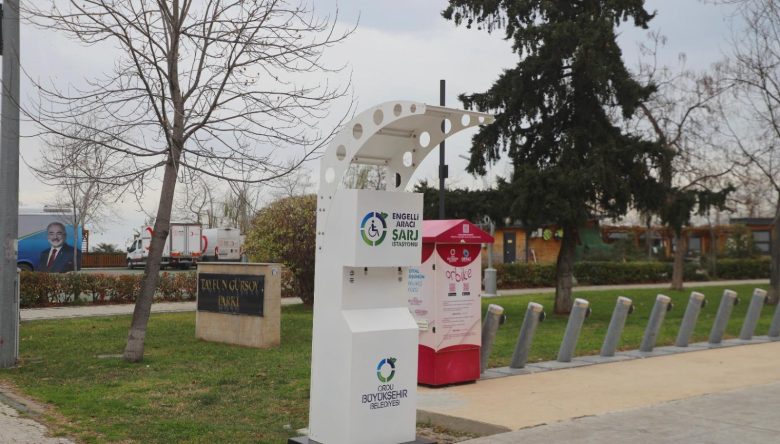 ENGELLİ ŞARJ İSTASYONLARI YENİLENDİ