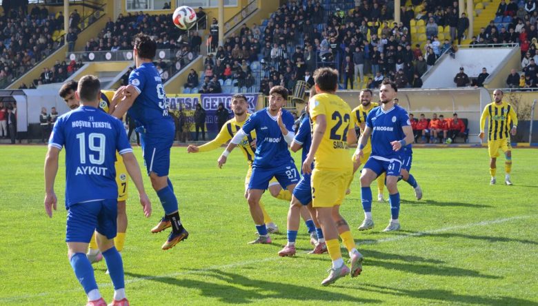 PAZARSPOR FATSA’DA GÜLDÜ
