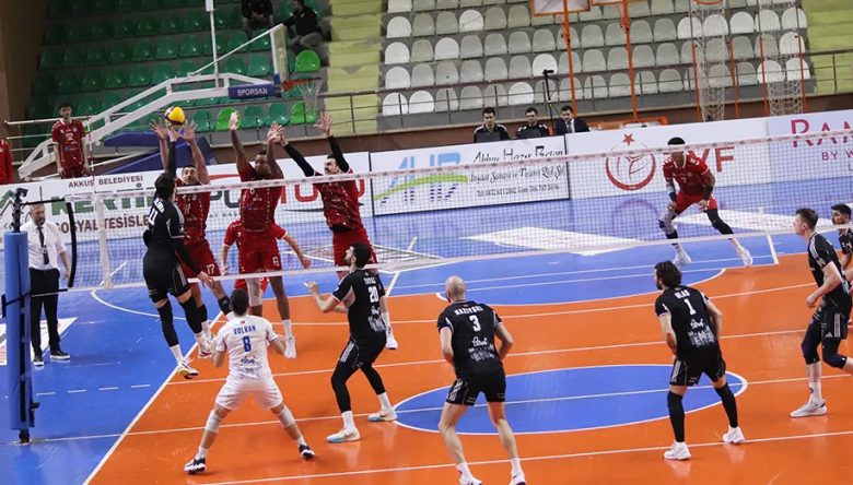 AKKUŞ BLDSPOR HALKBANK’A BOYUN EĞDİ