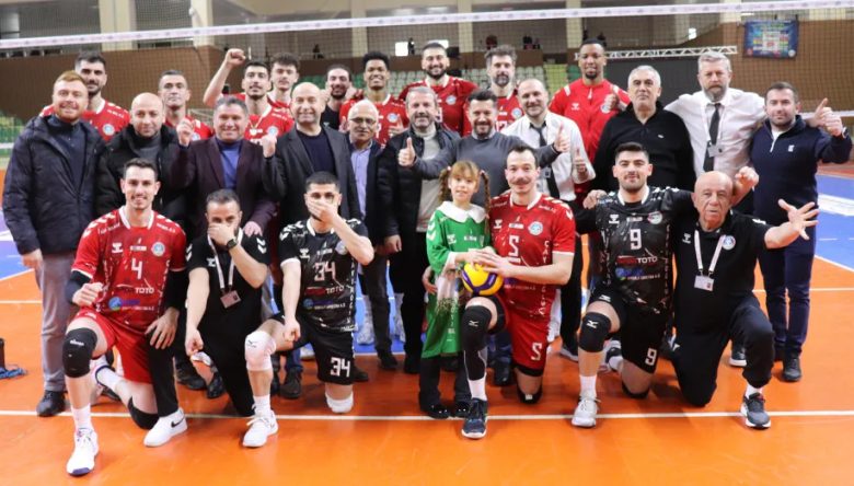 AKKUŞ, İSTANBUL BŞB’Yİ YIKTI:3-1