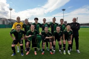 KADIN LİGLERİNE MİLLİ ARA