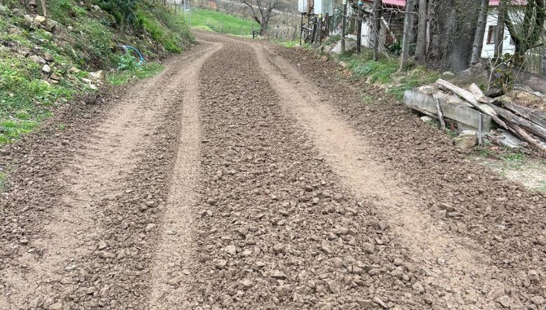 "CEVABIMIZI HİZMETLE VERİYORUZ"