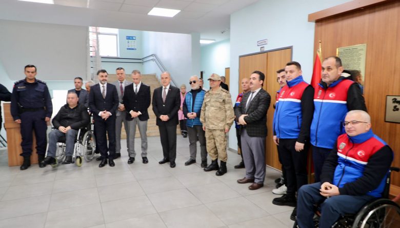 ŞEHİT BİLGİN ÇELENK’İN ADI OKULDA YAŞATILACAK   