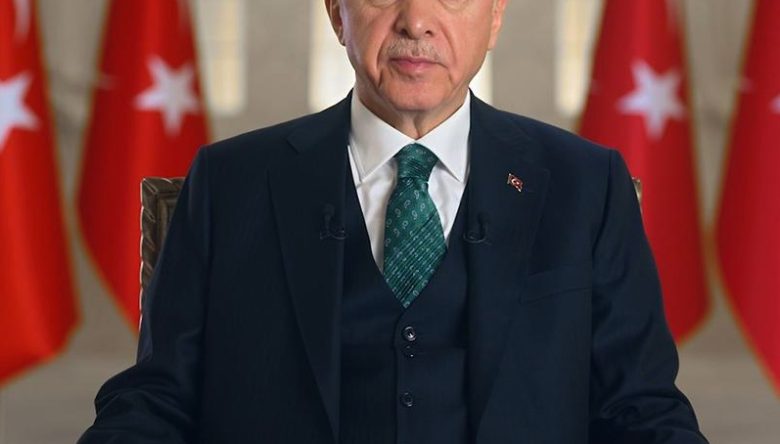 EMEKLİLERE BAYRAM ÖNCESİ ÇİFTE ÖDEME