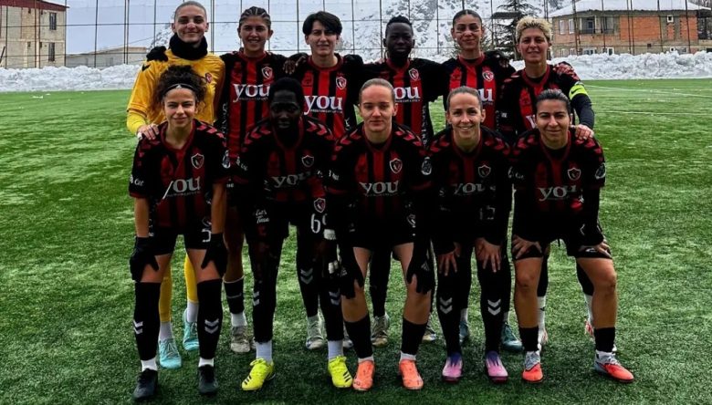 ÜNYE KADIN SPOR HAKKARİ’DE VURDU