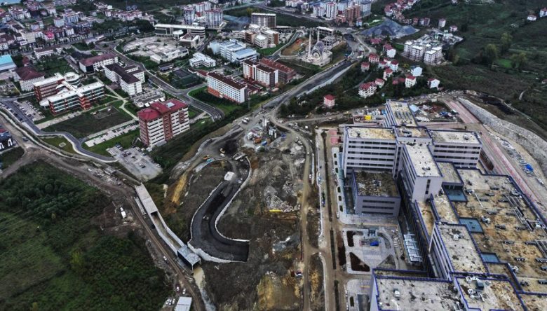 ORDU’NUN YOLLARI YENİLENİYOR   