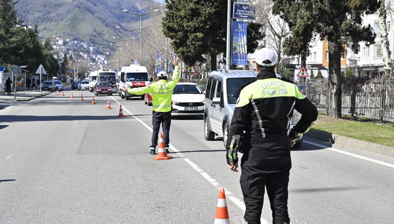 20 BİNİ AŞKIN ARAÇ DENETLENDİ