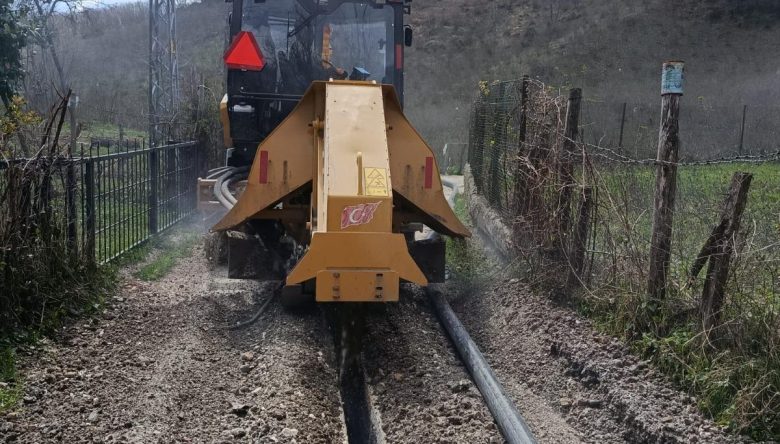 İÇME SUYU HATTI BAŞTAN SONA YENİLENİYOR