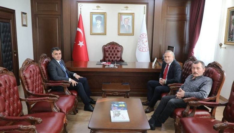 ŞEYHOĞLU’NDAN  MÜDÜR VARGELOĞLU’NA ZİYARET