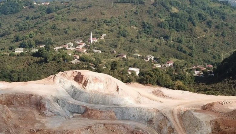  “KAYBEDECEK BİR KARIŞ TOPRAĞIMIZ YOK”