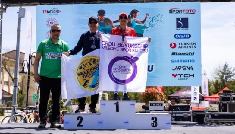 YUSUF EFE GÜNDÜZ ZİRVEDE