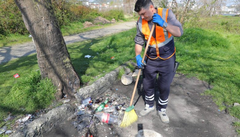 FATSA SAHİLLERİNDE PLASTİK ATIK TEMİZLİĞİ