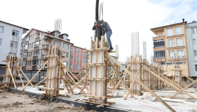 ALTINORDU’DA YATIRIM SEFERBERLİĞİ SÜRÜYOR