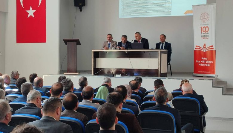 NİSAN AYI OKUL MÜDÜRLERİ TOPLANTISI YAPILDI