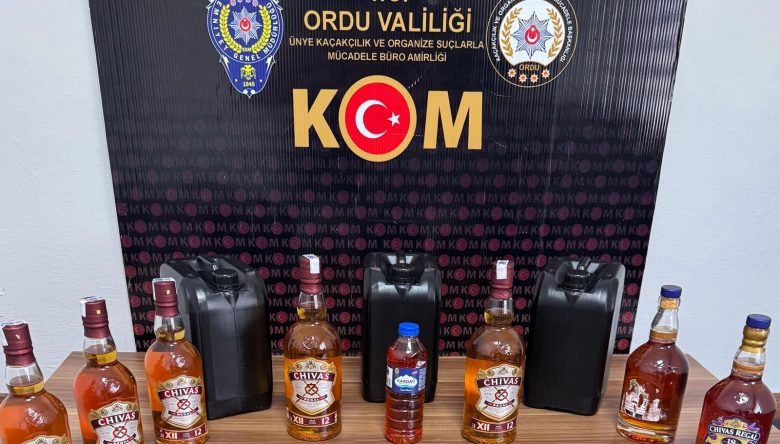 KOM’DAN ÜNYE’DE ÇİFTE OPERASYON