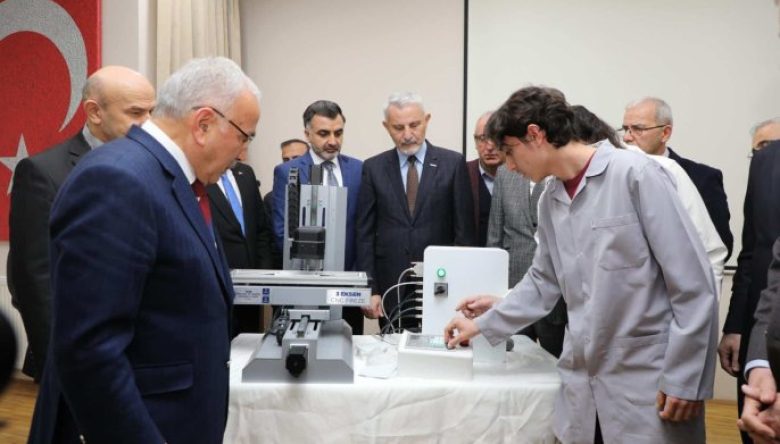 ÖĞRENCİLERE FİZİKİ VE SOSYAL DESTEK