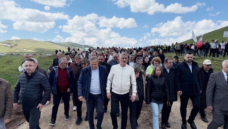       DOĞA İÇİN OMUZ OMUZA!