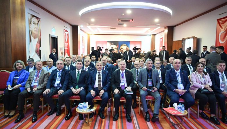 CHP’Lİ BAŞKANLAR ALTINORDU’DA TOPLANDI
