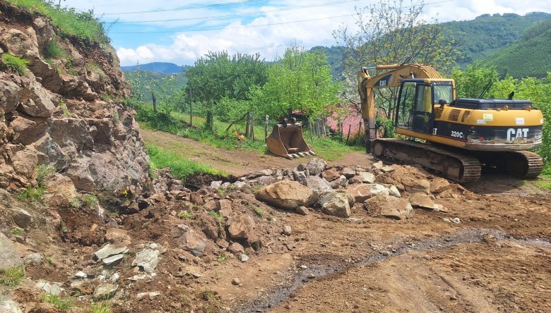 GÜRGENTEPE’DE ALTYAPI  VE ULAŞIM ATAĞI