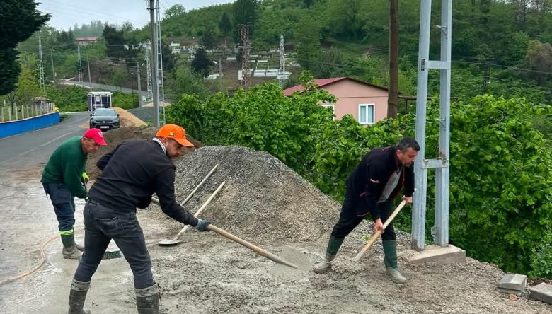 TAŞLIÇAY’DA SAHA MESAİSİ: HEM ZİYARET HEM HİZMET BİR ARADA!