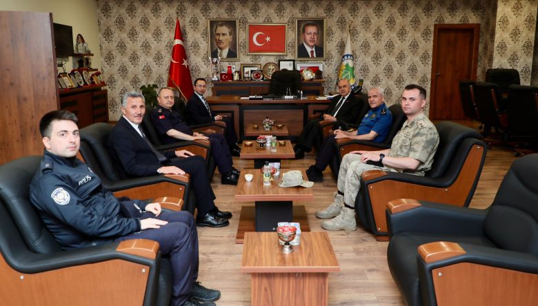 VALİ EROL’DAN İLÇE ZİYARETLERİ   