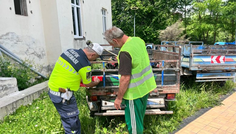 JANDARMADAN PATPAT SÜRÜCÜLERİNE TRAFİK GÜVENLİĞİ EĞİTİMİ
