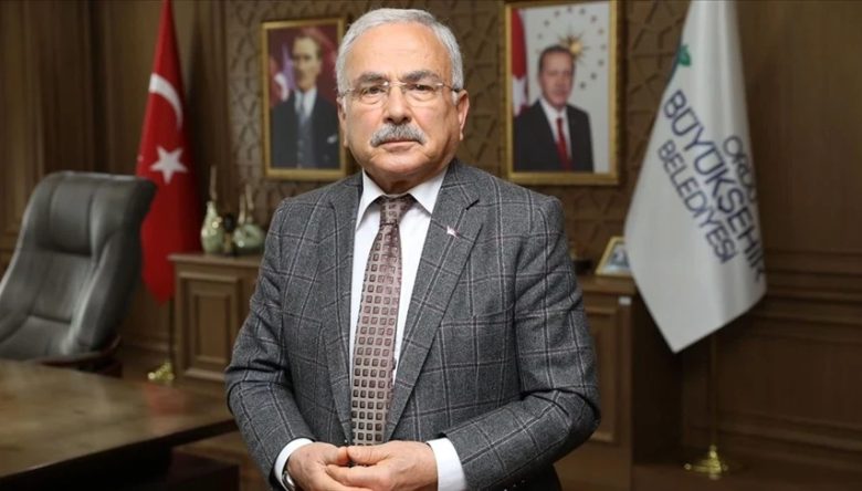 “BABALARIMIZ TECRÜBELERİYLE YOLUMUZU AYDINLATIYOR” 