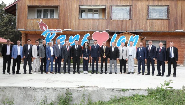 MESUDİYE’DE EĞİTİM DEĞERLENDİRME TOPLANTISI YAPILDI