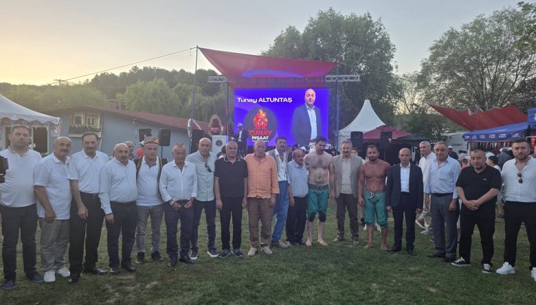 AYBASTILILAR İSTANBUL'DA HASRET GİDERDİ