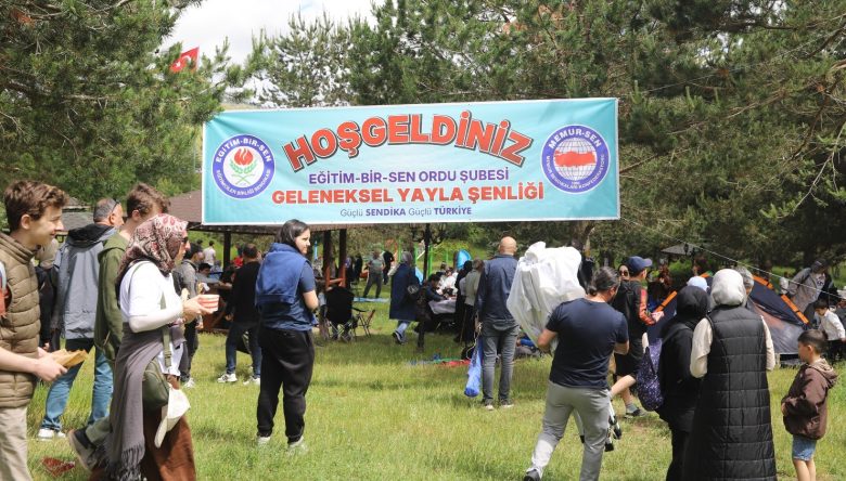 EĞİTİMCİLER PERŞEMBE YAYLASI’NDA BULUŞTU