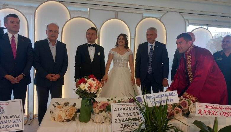 VEDAT ÖZ'ÜN MUTLU GÜNÜ
