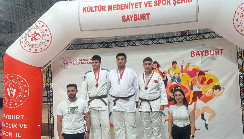 ORDU JUDODA ZİRVEYE ÇIKTI