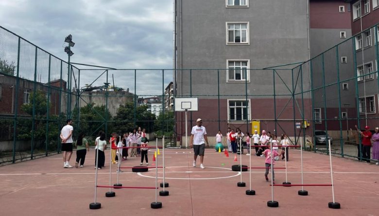 KUR’AN KURSU ÖĞRENCİLERİ SPORLA BULUŞUYOR