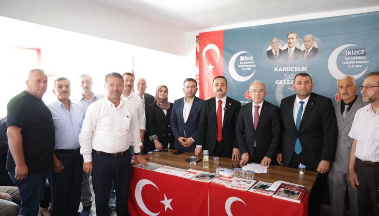 MHP İKİZCE İLÇE KONGRESİ’NDE BAYRAK DEĞİŞİMİ   